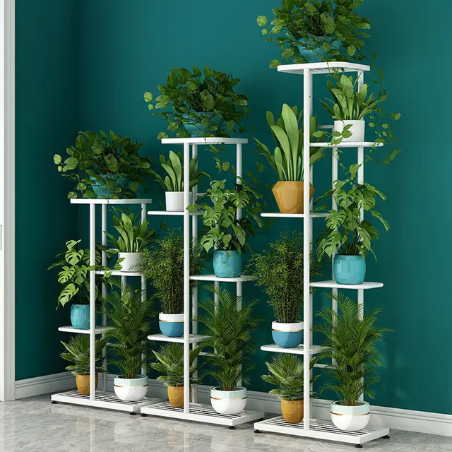 etagere a plante en fer pour plantes à plusieurs étages