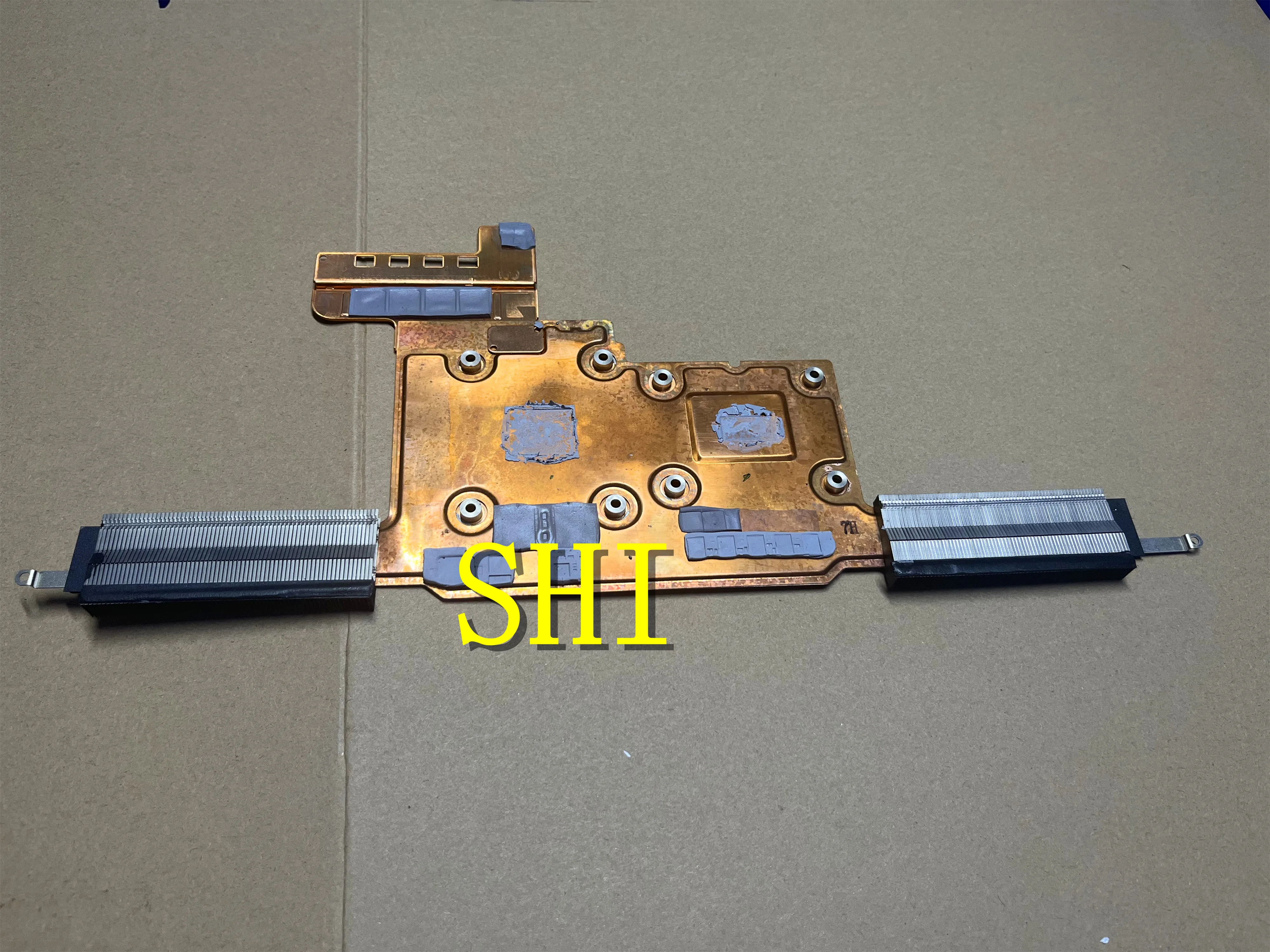 

12496902180918 для радиатора охлаждения Razer Blade Rz09-0301 124969021809180072NM10 123968841805090050VM10