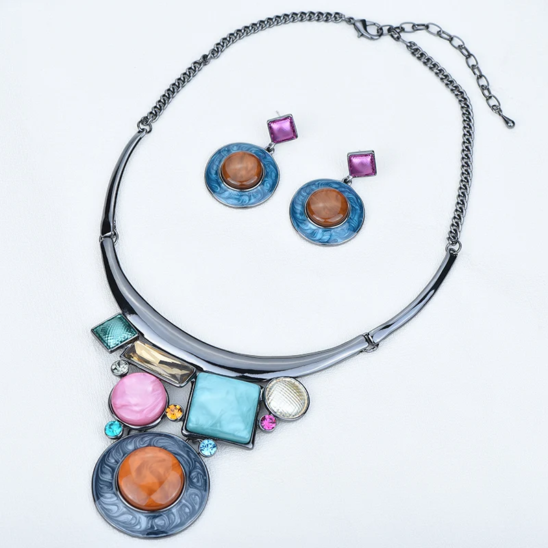 ICEYY Vintage RetroTurquoise Rhinestone Round Geometric Resin Chunky Necklace Statement Jewelry Sets