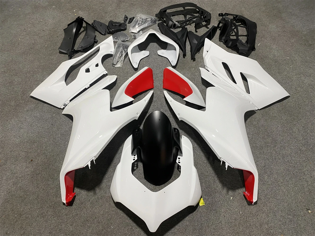 

Обтекатель для капота мотоцикла Ducati Panigale V2 2020-2022