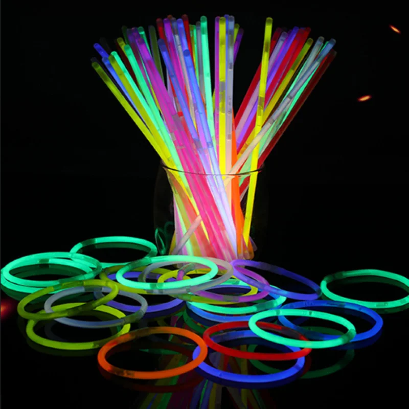 Buy CALIST Glow Sticks Bulk Party Favors 50 Pcs Glow in the Dark Party  Supplies, Light Sticks for Neon Party Glow Necklaces and Bracelets for Kids  or Adults (Multicolor) Online at Low