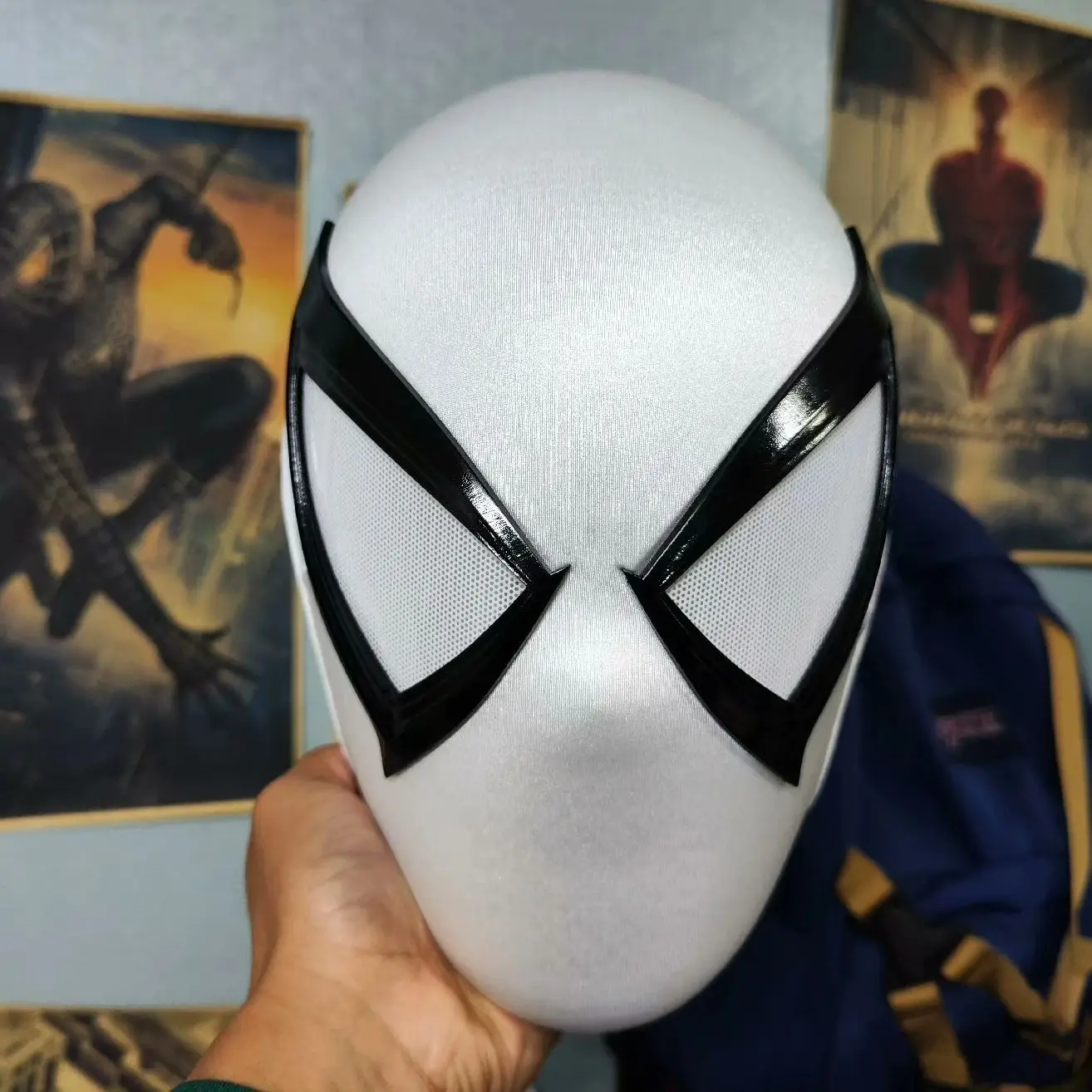 

Marvel Anti-Venom Spiderman Mask with 2 Pairs Magnetic Eyes 1:1 3D Handmade Halloween Cosplay Masks Cos Costume Toy for Gift