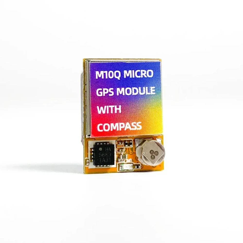 Module GPS Micro NewBeeDrone M10Q avec boussole installé sur un drone FPV, câbles branchés.