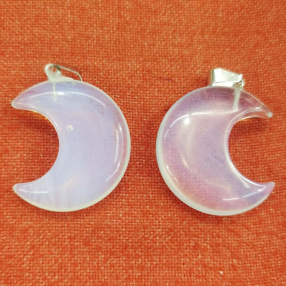 Selling Natural Stone Moon Shape Crystal Agate Pendants Exquisite Necklaces Accessories Charms DIY Jewelry Making Wholesale 8PCS