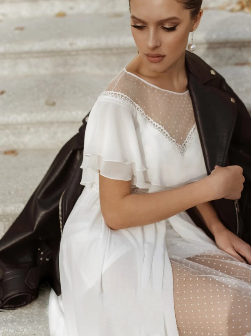 Рисунок 2 - Женское атласное платье с открытой спиной