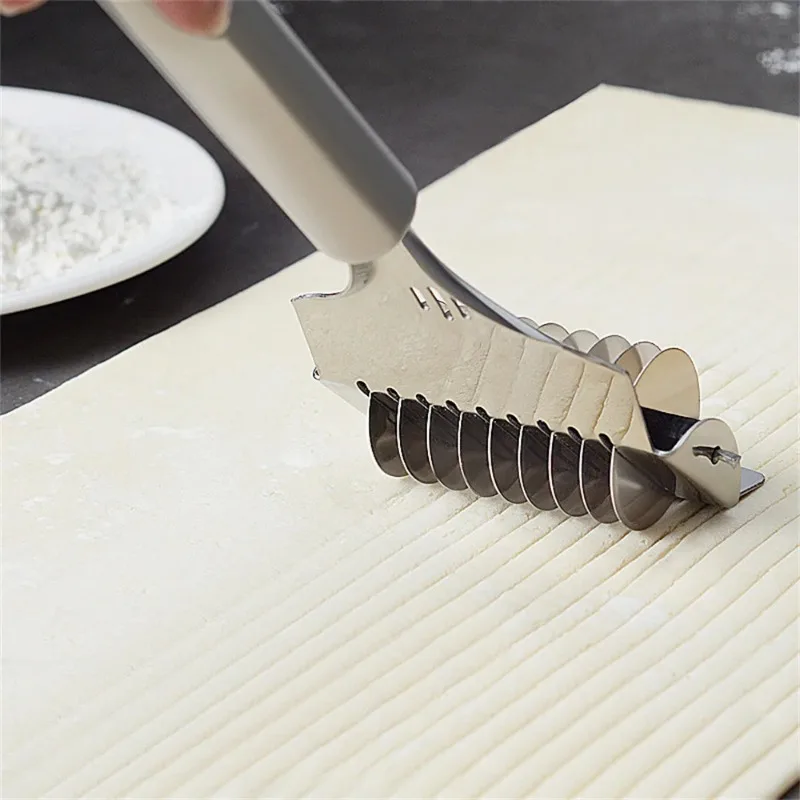 Vegetable Cutter Garlic Chopper Food Slicer Food Processor Spaghetti Cutting Machine Stainless Steel Noodle Cutting Equipment Leek Ginger Garlic Roll Crusher Kitchen Accessories