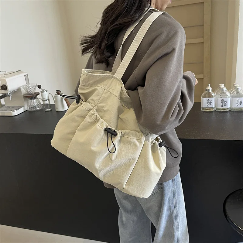 Borsa tote di grande capacità Borsa a tracolla in tela alla moda Borsa a secchiello per pendolarismo da lavoro - immagine 6