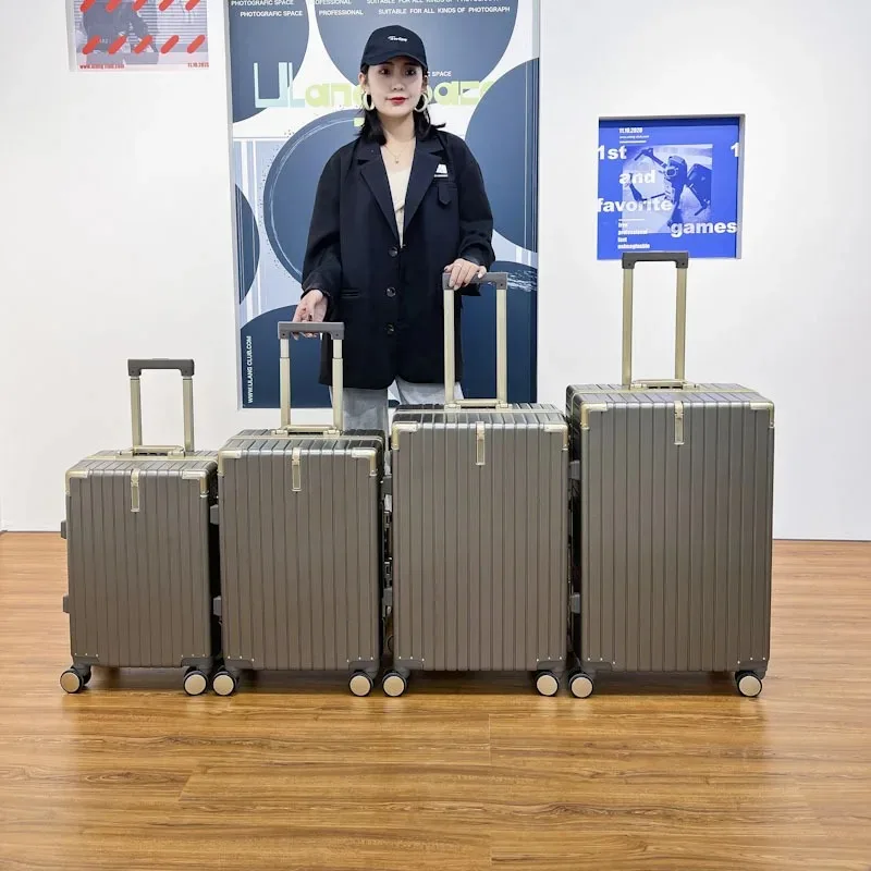 Рисунок 6 - Высококачественный роскошный Дорожный чемодан