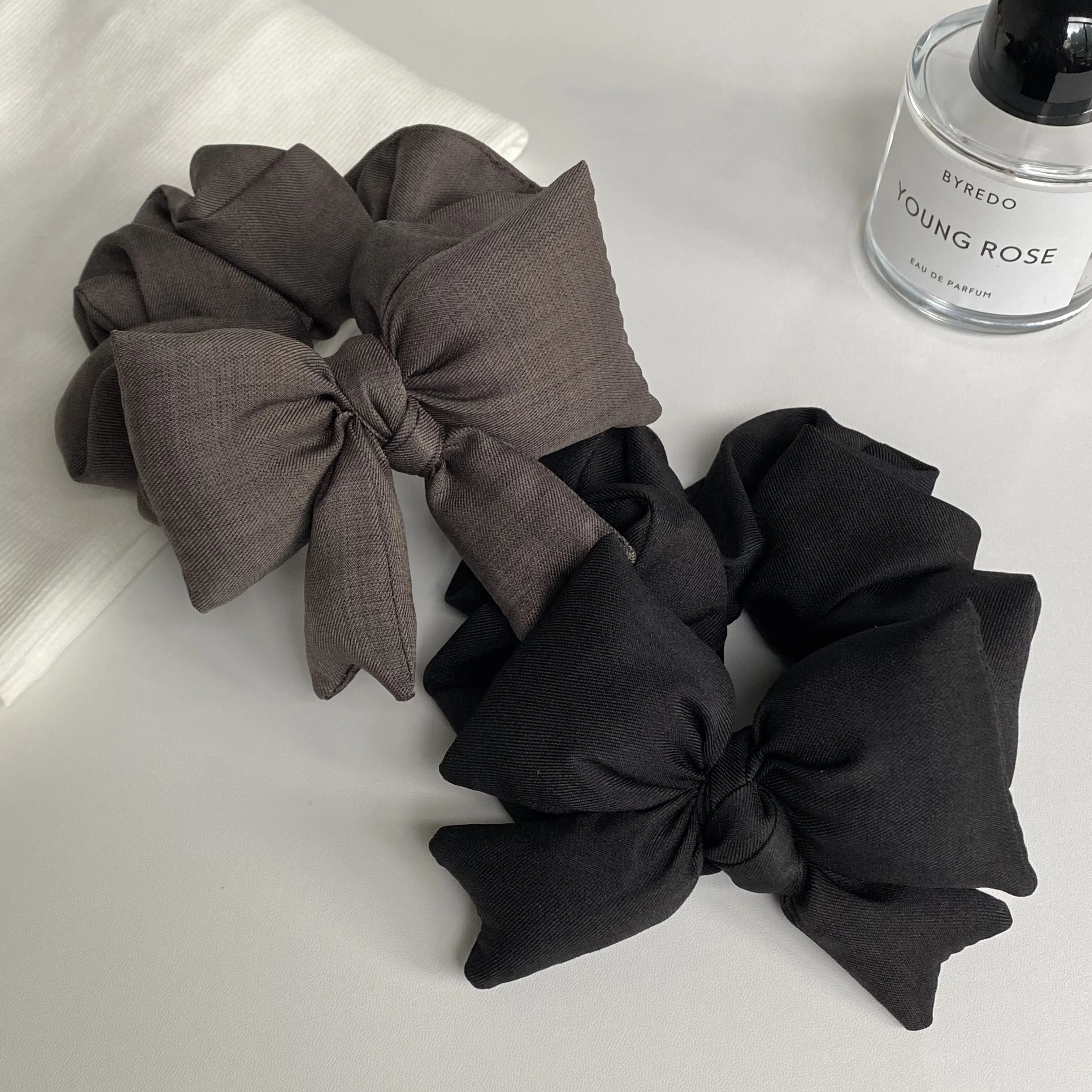 1PC  Elegant Bow Scrunchies Set: Classic Black And Brown Hair Ties, Chic Hair Accessories For Women, Perfect For Daily