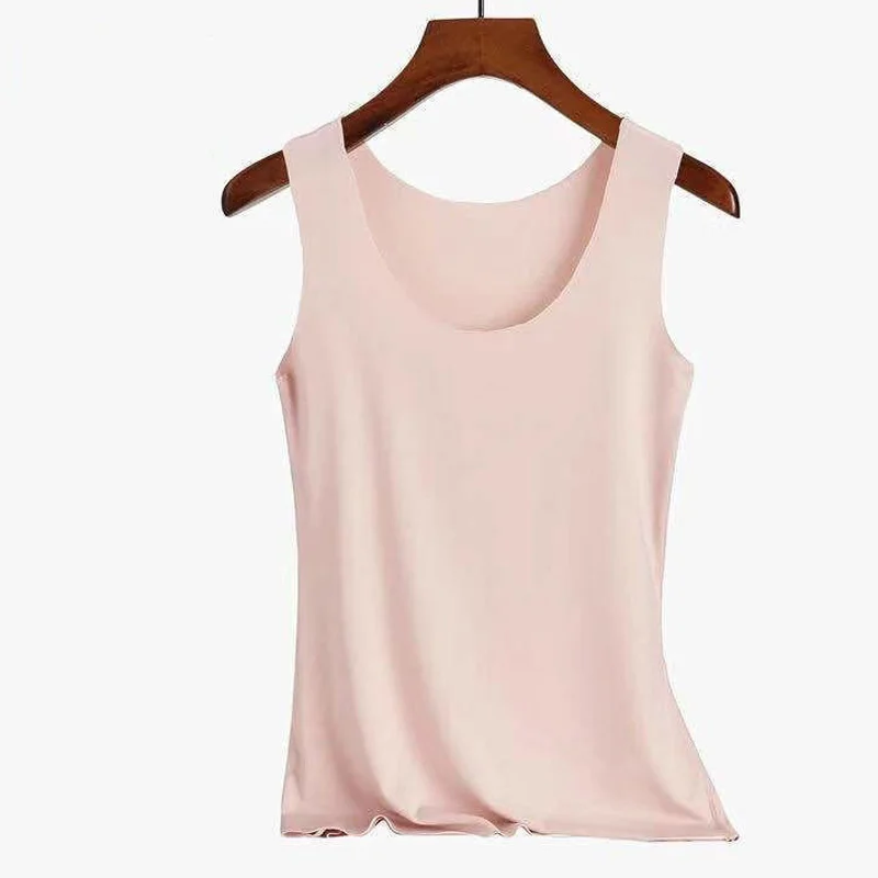 Рисунок 6 - Осенне-зимний теплый жилет