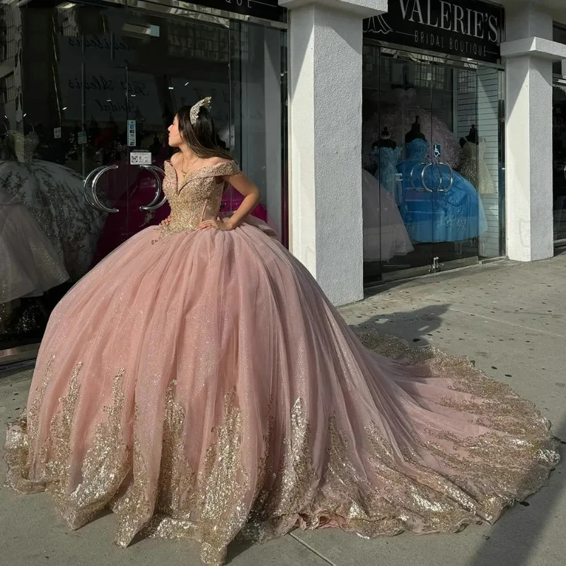 

Pink Shiny Off The Shoulder Crystal Ball Gown Quinceanera Dresses Gold Sequined Appliques Beads Bow Sweet 16 Vestidos De 15 Anos