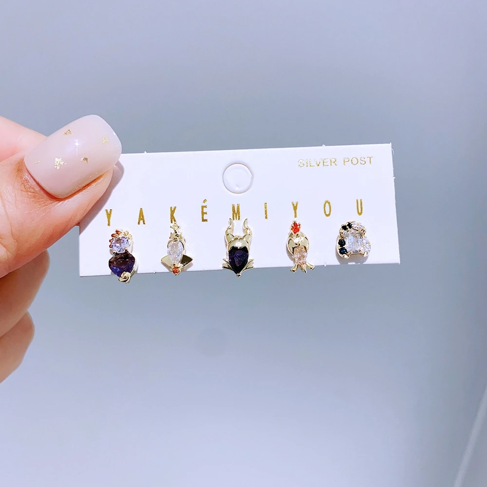 5pcs/set Mixed Design Villains Stud Earrings for Women Girls Gold Color Cubic Zirconia Gift Jewelry 4