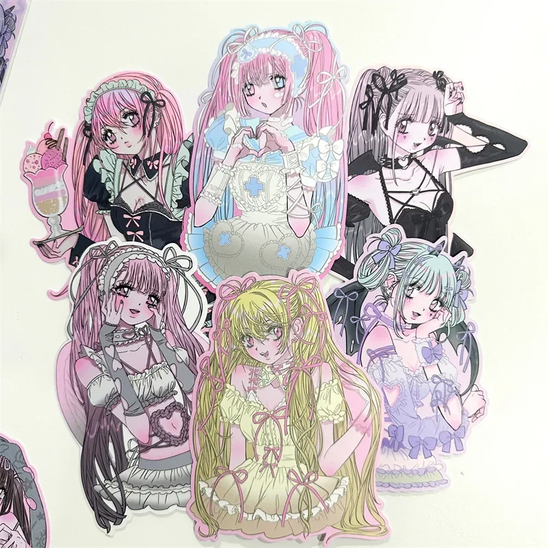 10 ملصقات شخصيات،