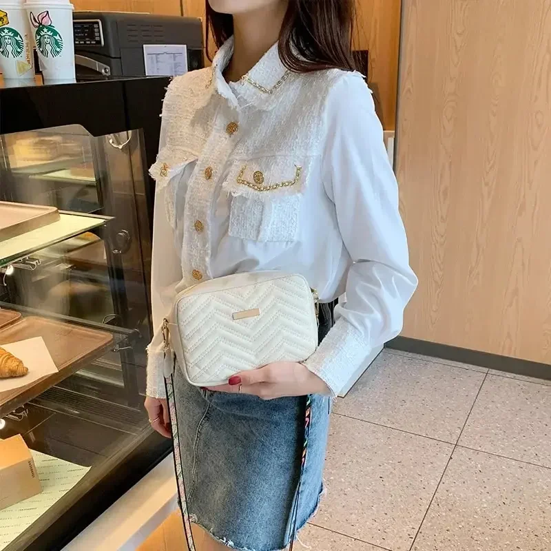 

2024 Rilibegan Embroidered Camera Bag PU Material Casual Small Square Bag Versatile Single Shoulder Bag Printed Shoulder Strap