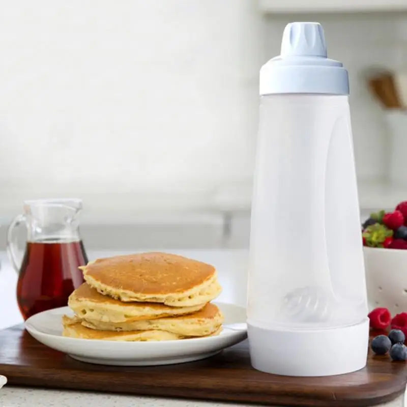 Plastic Squeeze Bottles 1PC Hand Shake Batter Dispenser Batter Mixer Bottle With Scale Cupcake Pancake Crepe Dispenser Kitchen Baking Accessories