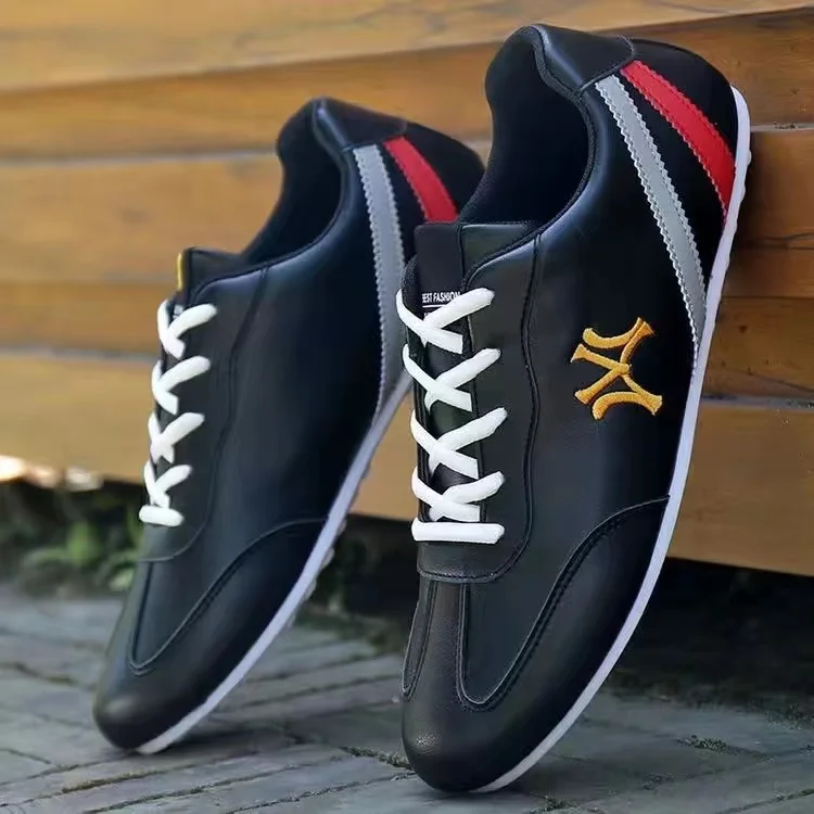 

Men's Shoes Spring And Autumn New Style Breathable Men's Casual Shoes the British Sneakers Solid Lace-up Men Tennis Shoes