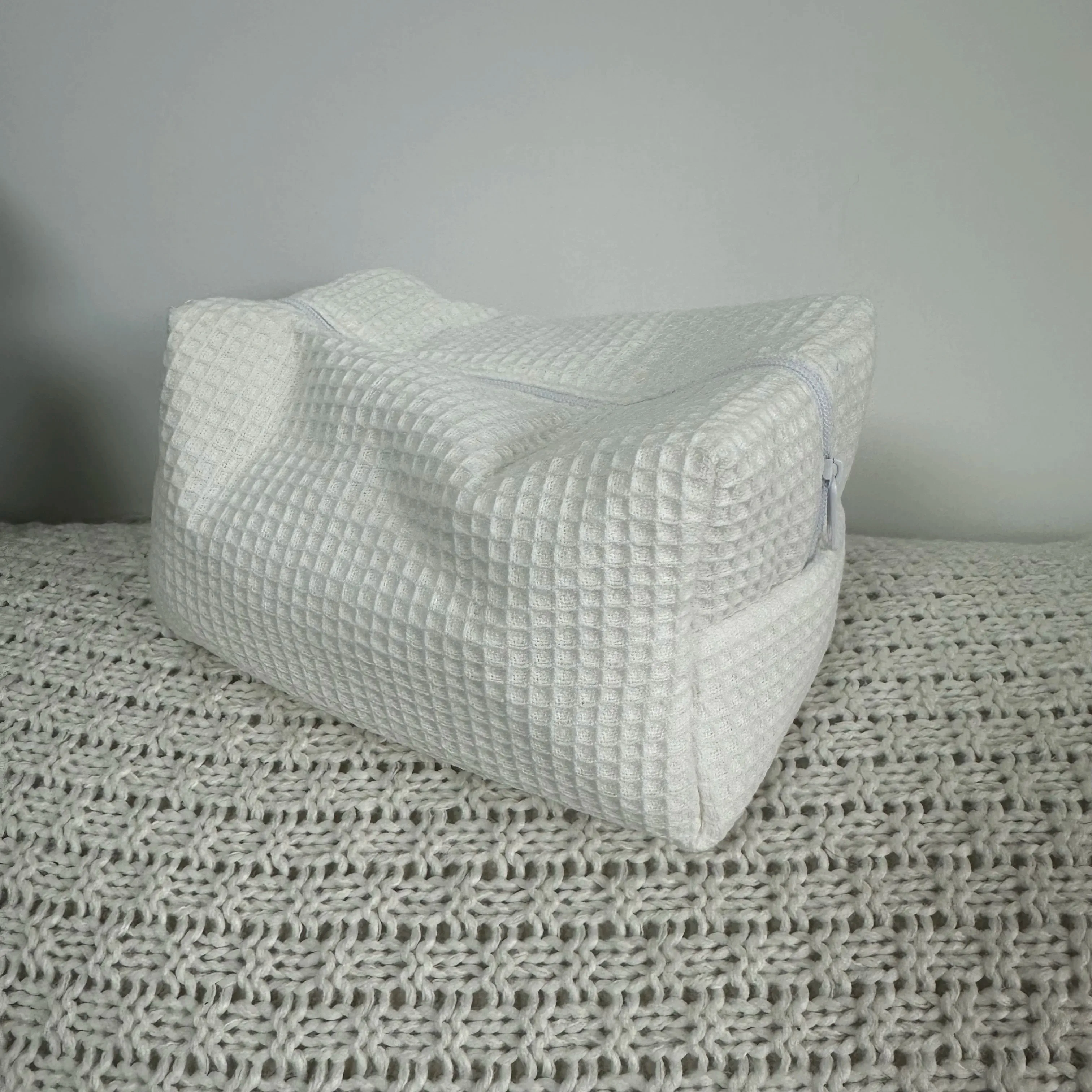 Nome ricamato personalizzato Nuova borsa per cosmetici Borsa portaoggetti in velluto a coste da donna Borsa da viaggio Borsa da toilette regalo di compleanno personalizzata