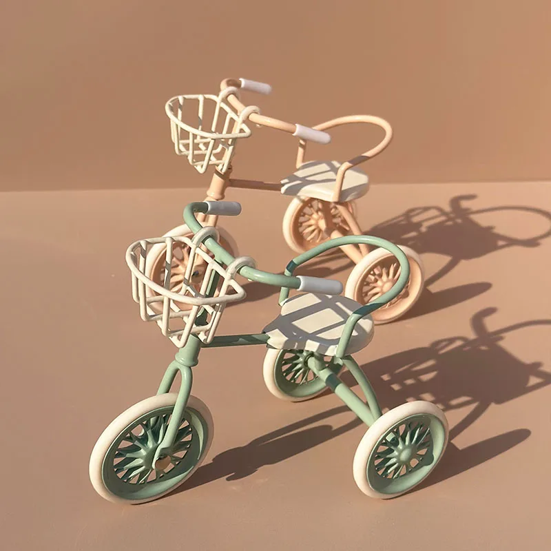Vintage-Style Miniature Iron Tricycle - Decorative Collectible and Unique Gift