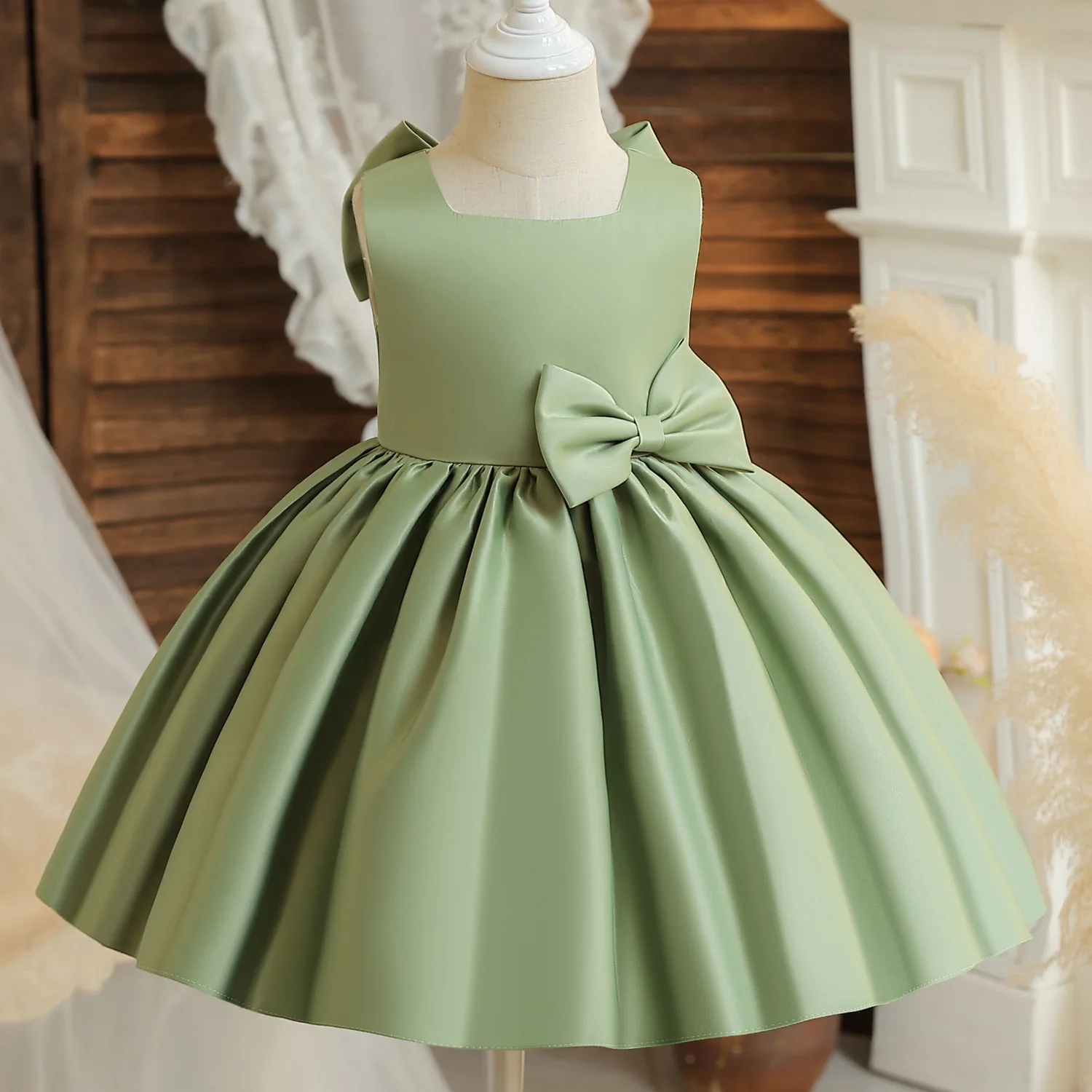 

Toddler Baby Girls Lace Dress Floral Exquisite Wedding Party Princess Kid Dress Newborn Babe Bow Xmas Vestidos Costume Ball Gown