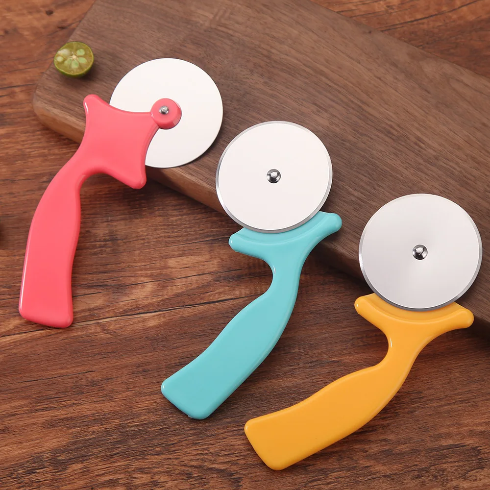 1PC Plastic Handle Small Cake Maker Circular Stainless Steel Pizza Wheel Cutter Roller Cake Maker