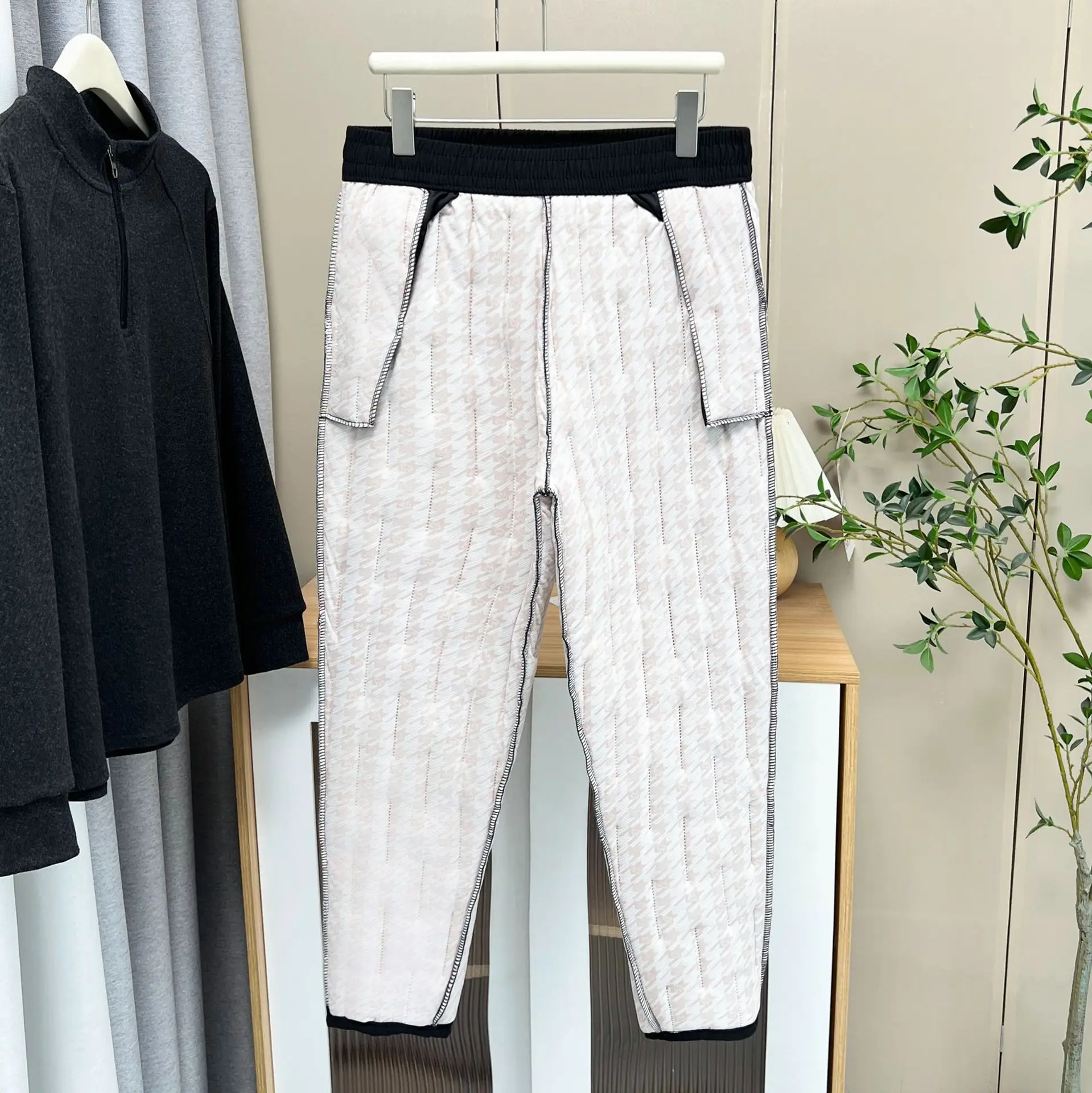 XXXXL Fashion Plus Size Women's Harem Pants Winter 2025 New Warm Down Cotton Padded Casual Quilted Trousers 370