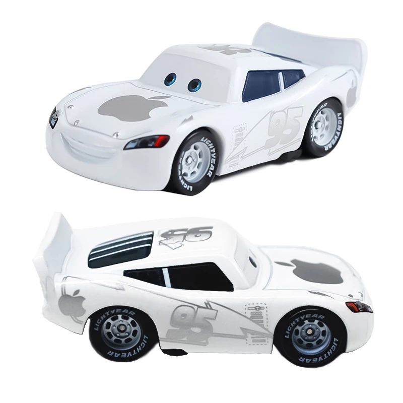 Disney Pixar Cars Metal Diecast Car Toys Lightning Mcqueen Jackson Storm Mack Uncle Truck Car Model Boy Toy Regalo Di Compleanno