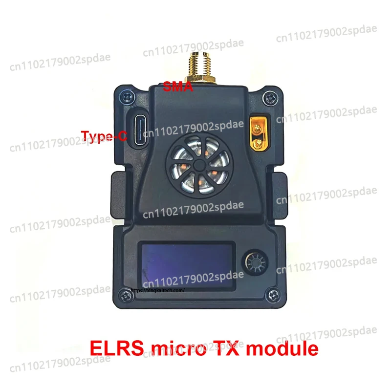 Gros plan sur les puces électroniques du module ELRS, avec LED d'indication lumineuse.