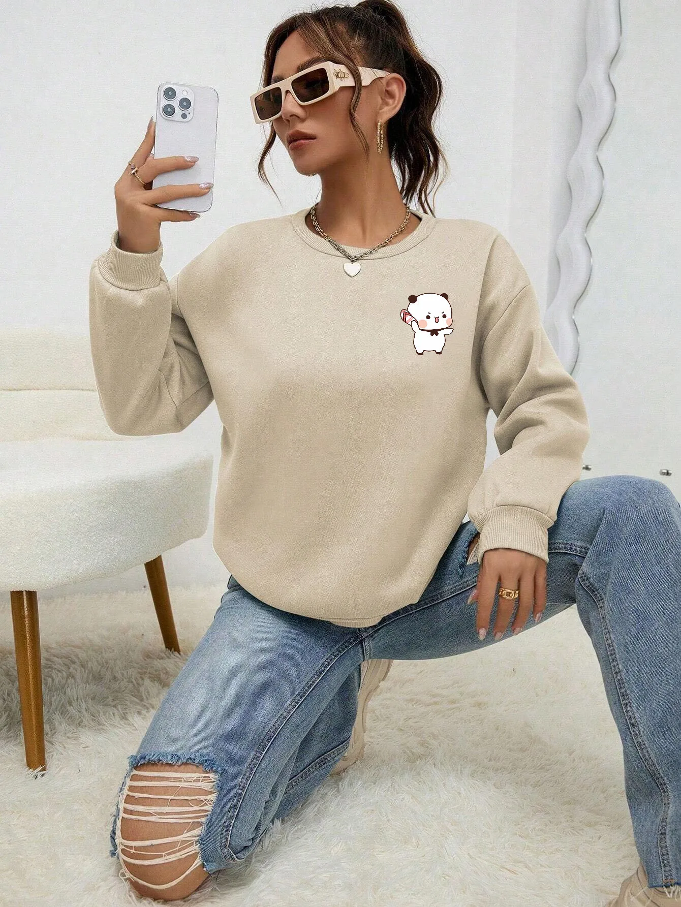 Lovely Bubu Is Throwing Flip-Flops At Dudu  Printing Sweater Women Fashion O-Neck Hoodies Autumn Fleece Pullover Comfortable Top 3