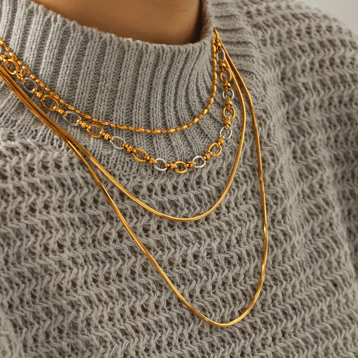 Vergoldete Edelstahl-Mehrlagen-Halsketten, stapelbare Kettenhalsketten, modischer Bohemian-Schmuck für Frauen, Geschenk für sie