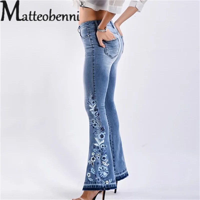 Jeans queimado padrão bordado feminino, cintura média, calças