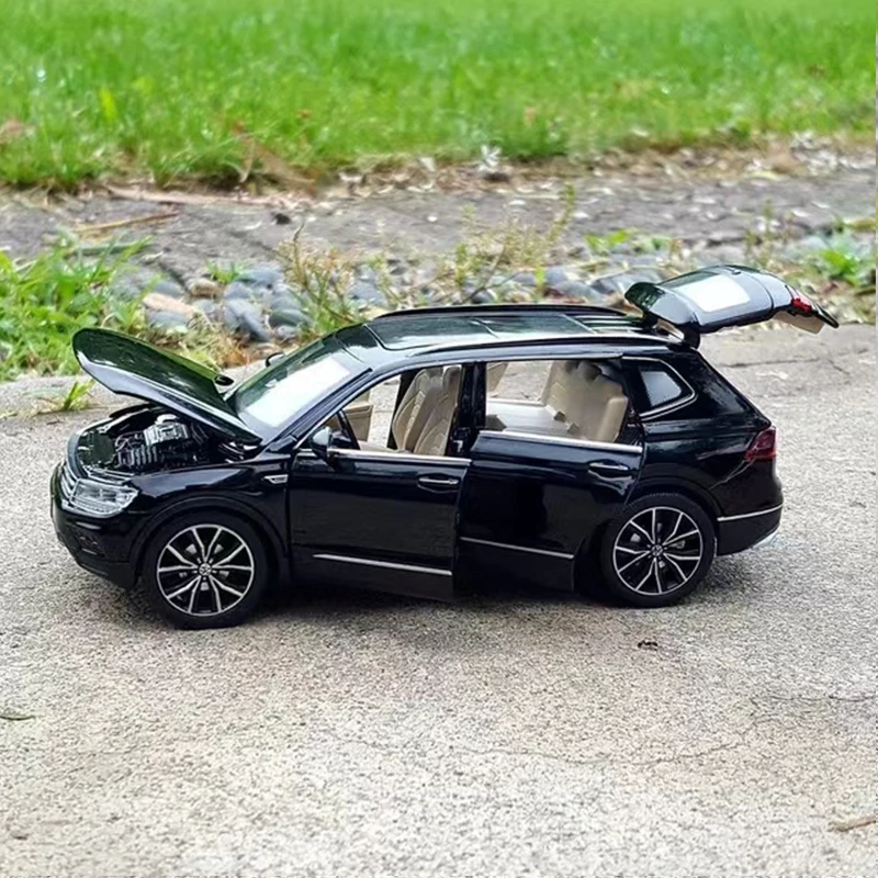 helicopter toys 1:32 Volkswagen Tiguan Mobil Model Paduan Mobil Die Cast Mainan Model Mobil Tarik Kembali Anak Mainan Koleksi Gratis Pengiriman auto world diecast