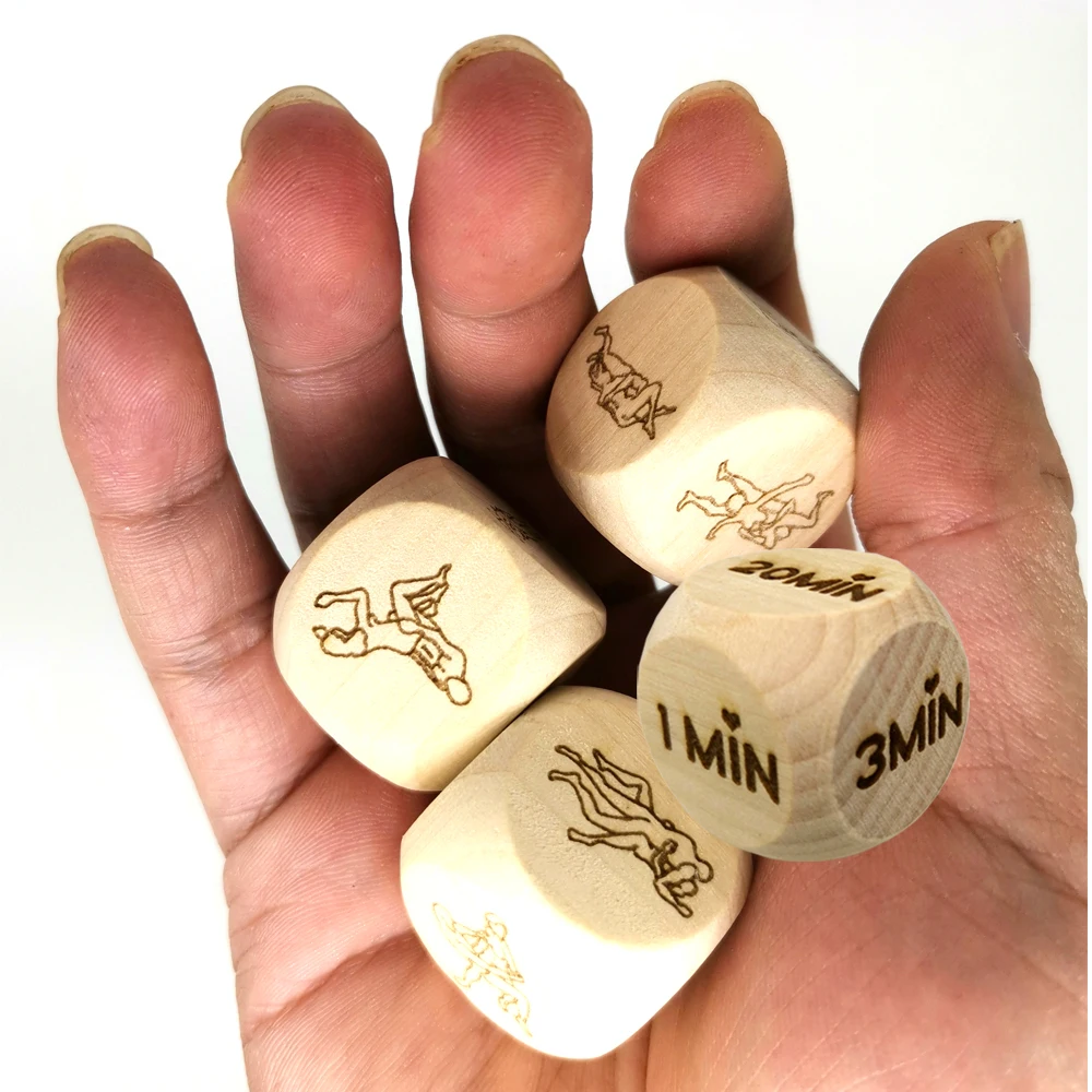4Pcs Luxury Private Couple Yoga Poses Dice Naughty Bedroom Love Sports Dice Couple Improve Love of Lover Art Gift