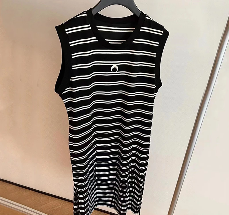 

Fashion Classic Trendy Luxury Designer Inverted Crescent Embroidery Straight Stripe Sleeveless Contrast Color Tank Dress Women