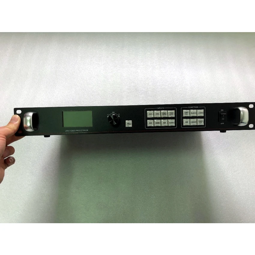 

LVP615 светодиодный видеопроцессор скалер 2304*1152 Поддержка 2 отправляющих карт VGA светодиодный Cdeo настенный контроллер