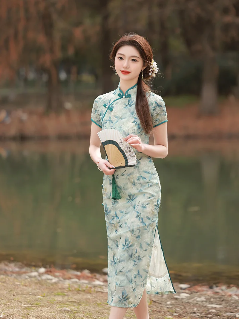 

Traditional Chinese Style Mandarin Collar Qipao Women Retro Elegant Floral Print Improved Slim Long High Split Cheongsam