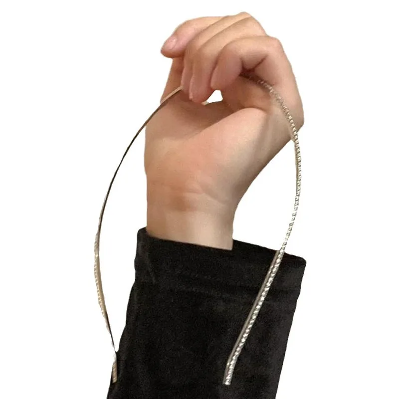 1 pezzo Cerchietto decorato con strass luccicanti, adatto per uso