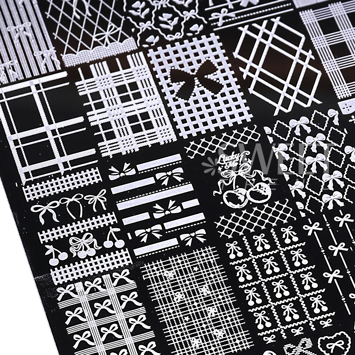 2pcs 사랑스러운 활 모양 네일 프린팅 템플릿 우아한 나비 레이스 격자 하트 웨딩 테마 전사 몰드 매니큐어 플레이트