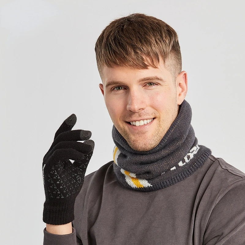 Face Towel Touch Screen Ear Protection Hat Gloves Suit Scarf