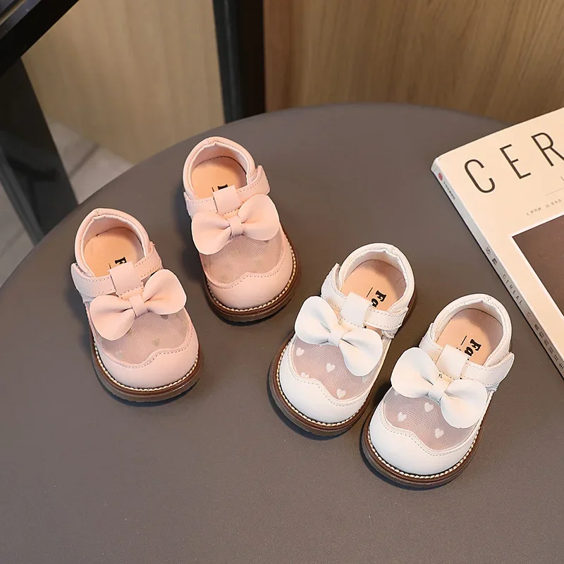 Hollow-out Lace Upper Baby Shoes Girl Cute Butterfly-knot Toddler Girls Shoes New Heart-shape Embroidery Party Kids G02032