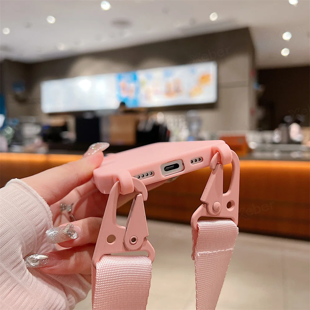 Étui de téléphone en silicone mat avec lanière large et collier bandoulière pour iPhone 16 15 14 Pro Max 13 12 11 XR XS MAX Housse mate antichoc_voghion.com