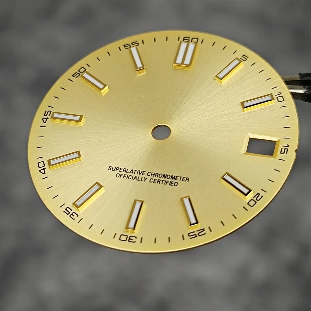Luminous Blue-Green Watch Face with BGW9 Glow - 28.5mm Enhanced Dial for Customized Timepieces