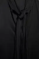 European And American Style Women's Clothing New Fashion Versatile Solid Color Bow Decoration Round Neck Long Sleeved Shirt - Image 5