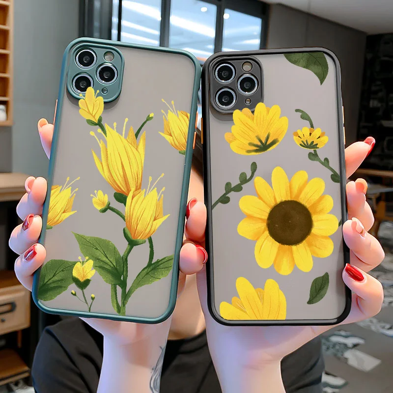Sunflower & Chrysanthemum Shockproof Phone Case - Vibrant Floral Design Back Cover