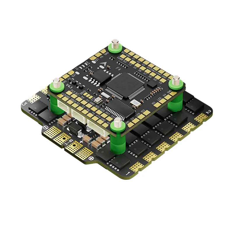 Combo Contrôleur de Vol F405 + ESC 100A monté sur un drone FPV, câbles et soudures visibles