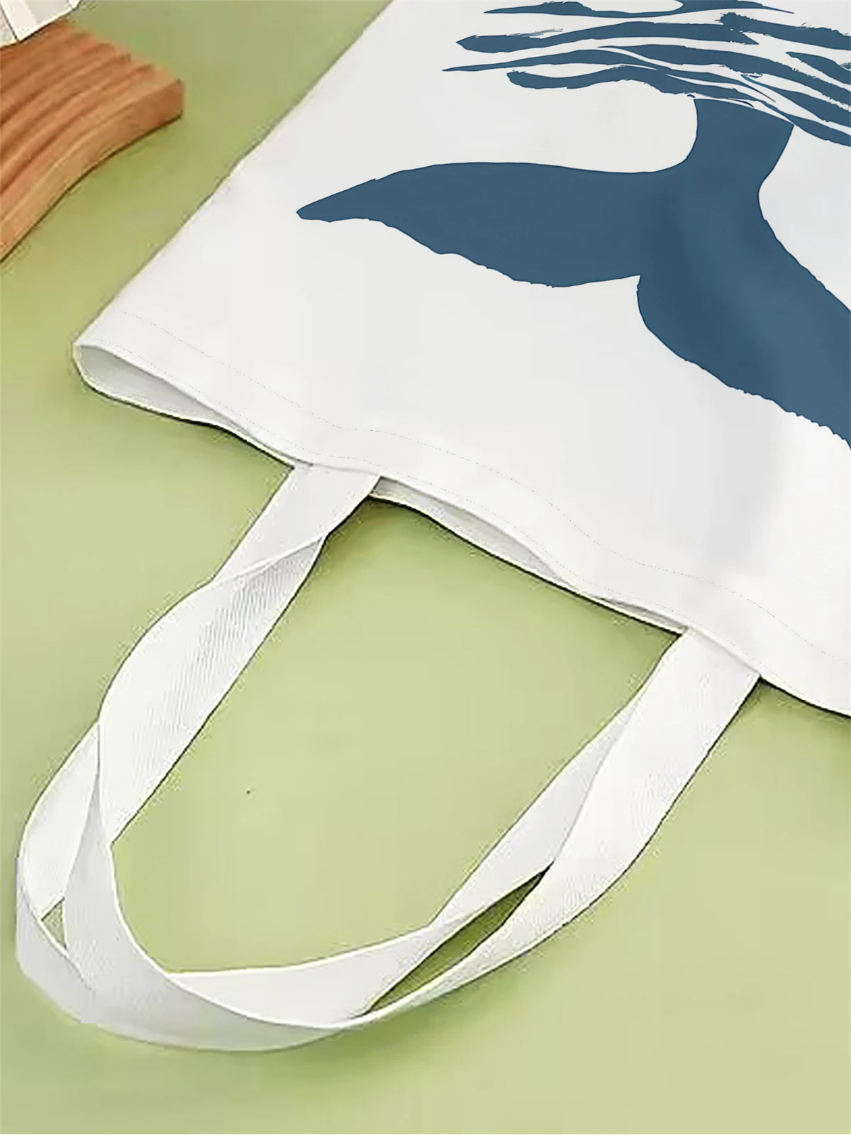 1pc,blue fish tail pattern handbag, reusable fashionable handbag, multifunctional handbag, printed canvas shopping bag