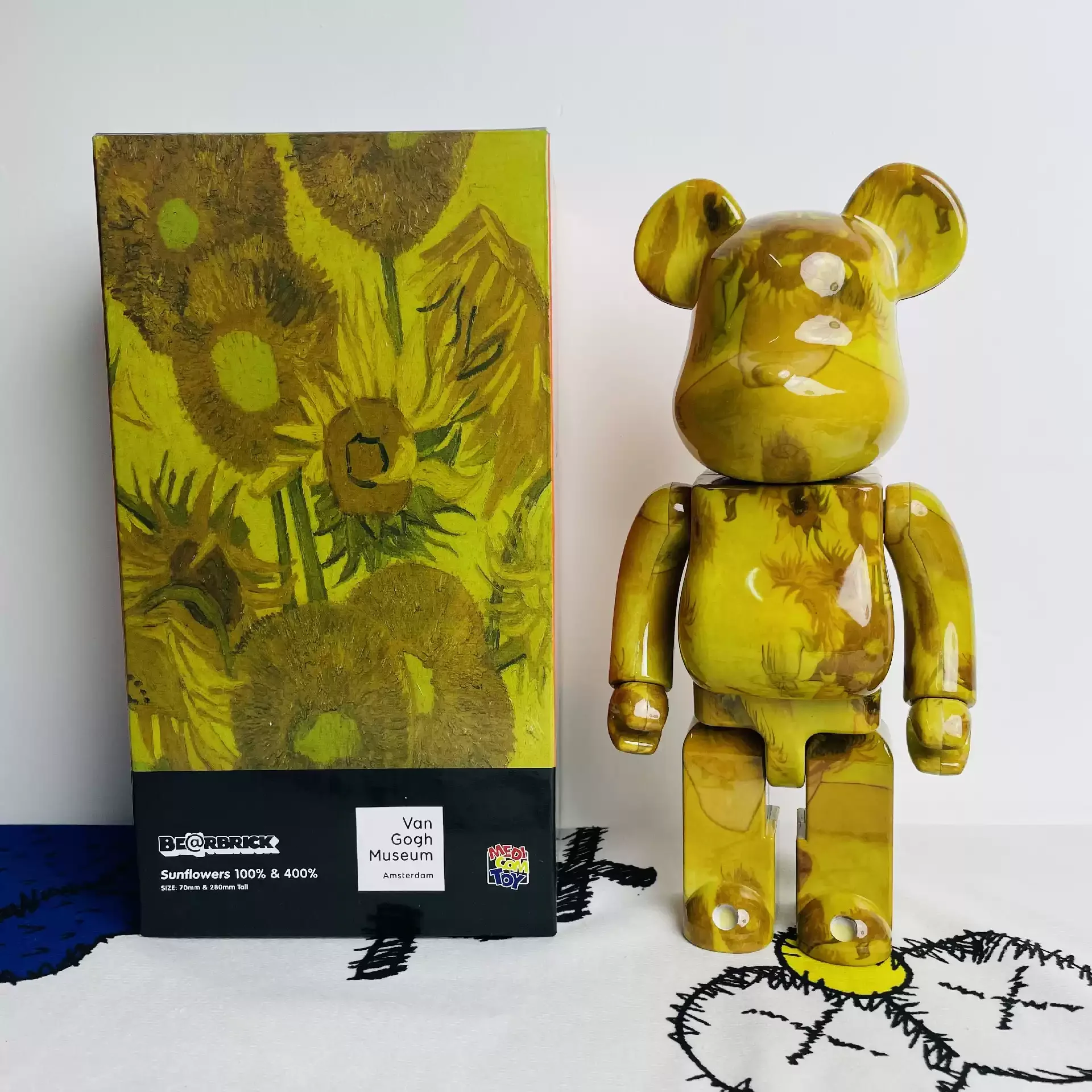 

Подсолнух 400% 28 см, Подсолнух, Подсолнух Be @ rbrick, подарок, шарнирное вращение подсолнуха со звуком, Настольная коллекционная фигурка, пластиковый медведь