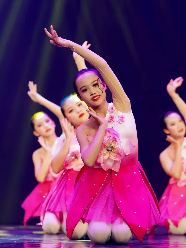 Children&rsquo;s Magnolia Fragrance Performance Costume Peach Blossoms Girls&rsquo; Lotus Style National Opening Dance Magnolia Blossoms