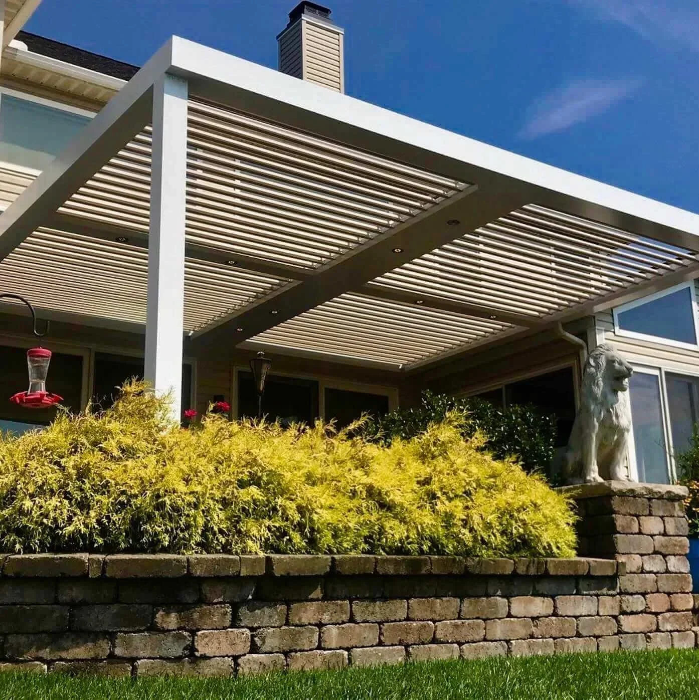 

Waterproof sunshade aluminum modern custom retractable rollover pergola gazebo Outdoor courtyard villa louvered canopy