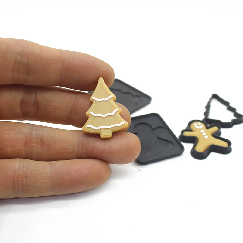 3PCS 1/12 Scale Miniature Human Gingerbread Man Christmas Baking Dollhouse Mini Cookie Mold Pretend Kitchen Food Toy