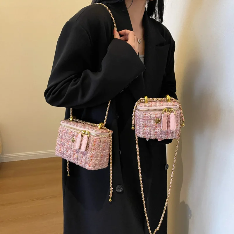 

Women trendy new fashion quilted chain luxury crossbody bags brand designer handbags and choice small shoulder bag